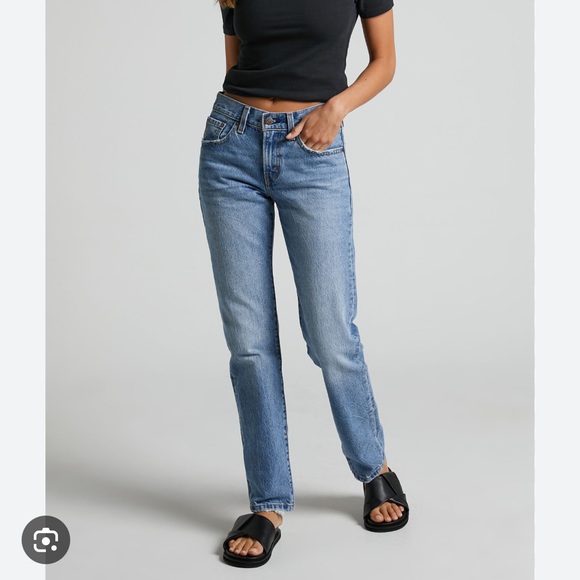 Levi's Denim - Levi’s Middy Straight size 28